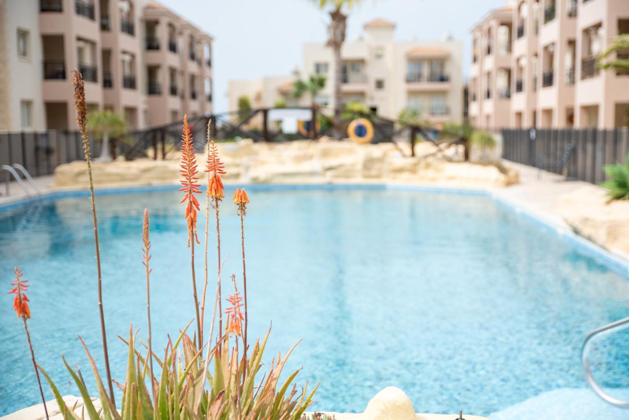 Royal Seacrest F G5 Ground Floor Apartment Paphos Bagian luar foto